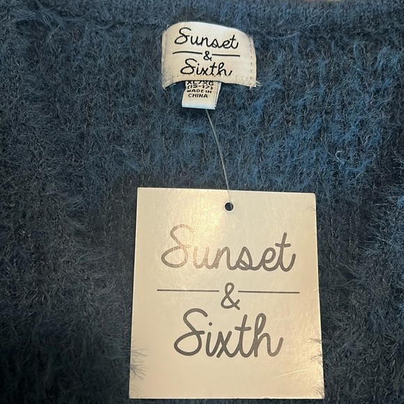 Sunsets & Sixth Fuzzy Long Sleeve Indigo Blue Tie V Neck Slouchy Sweater NEW - Picture 6 of 13